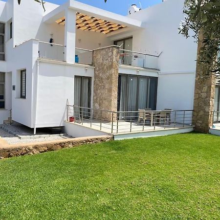 Girne/Zeytinlik 2+1 Muhtesem Terasli Daire ภายนอก รูปภาพ
